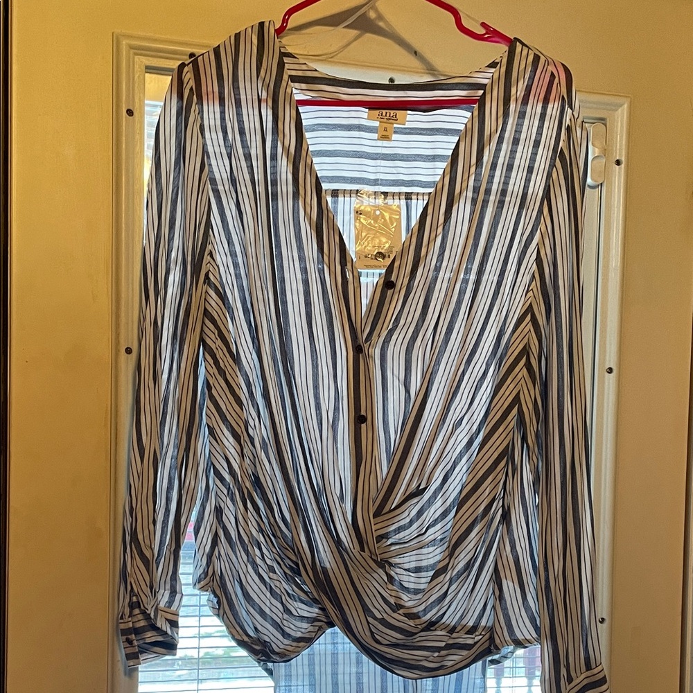 Zara White and navy Striped Twist-Front Blouse